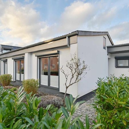 Bungalow Nr 1 "Gruenewald" Birkenweg 2 Kellenhusen Bagian luar foto